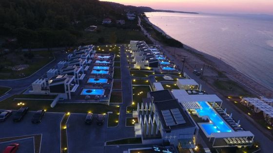 Crystal Villas & Suites