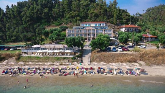 Crown Hotel by Diomedes Group