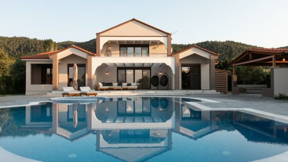 Epavli Alexandros Luxury Villa