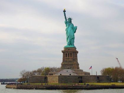 Круиз САЩ и Канада - Раждането на две нации - от Торонто до Ню Йорк 08.09.2026