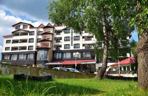 Великден в Родопите - Пампорово и Бачковски манастир